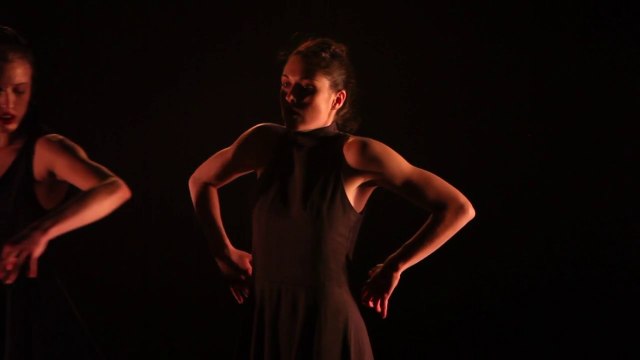 Douve [l'extrait], trio de danseuses & musique pour orchestre de chambre et électronique.