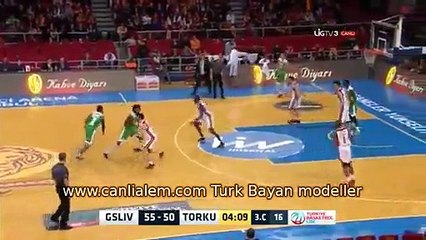 Hakim Warrick, Patric Youngı Potaya Sokuyor / 15.2.2015