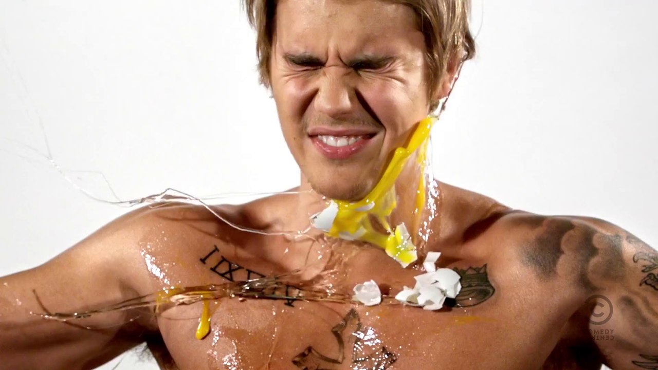 Justin Bieber VS Eggs