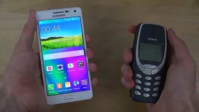 Samsung Galaxy A5 vs. Nokia 3310 - Which Is Faster (4K)
