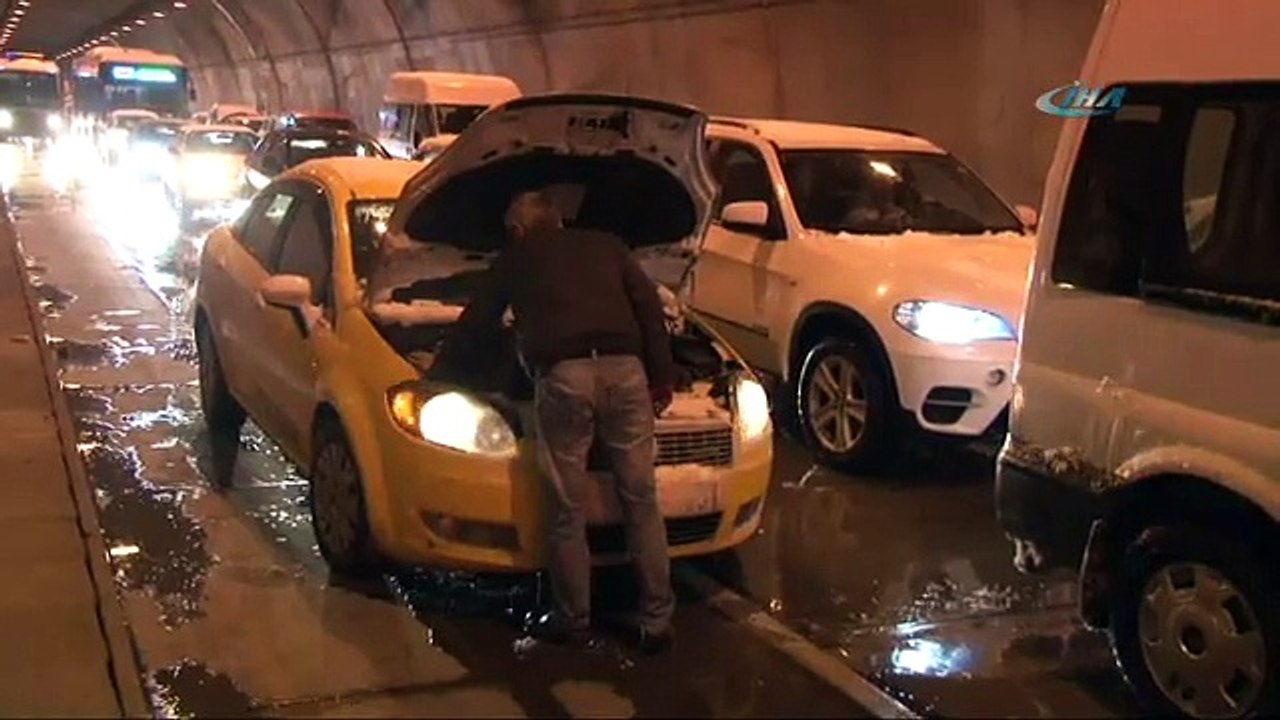 İstanbul karlar altında