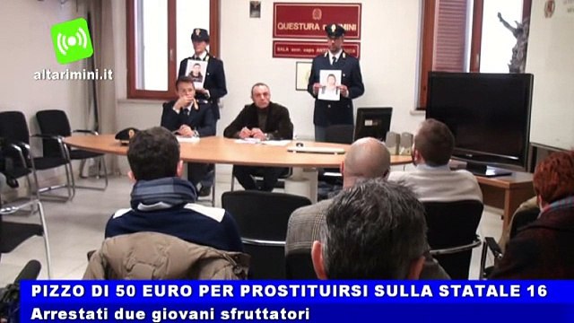 Pizzo di 50 euro per prostituirsi sulla Statale 16, arrestati due giovani sfruttatori