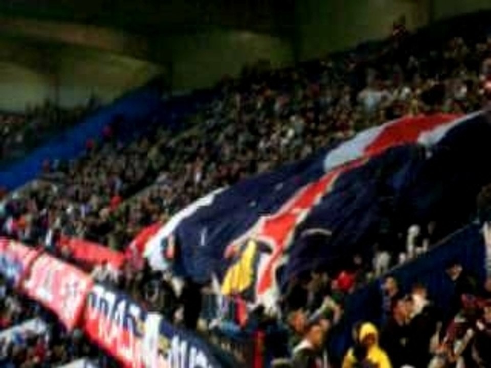 Tifo virage auteuil psg benfica 1