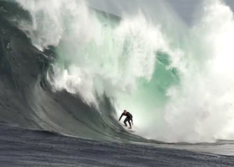 BENNY RICHARDSON AT SHIPSTERN BLUFF - XXL Big Wave Awards