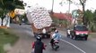 Truck accident in India,Truck Overloaded  - Video Dailymotion