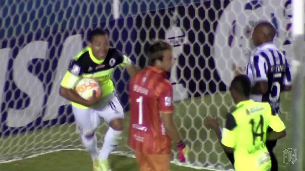 Arles Flores (Zamora) - Amazing goal and funny celebration vs. Wanderers