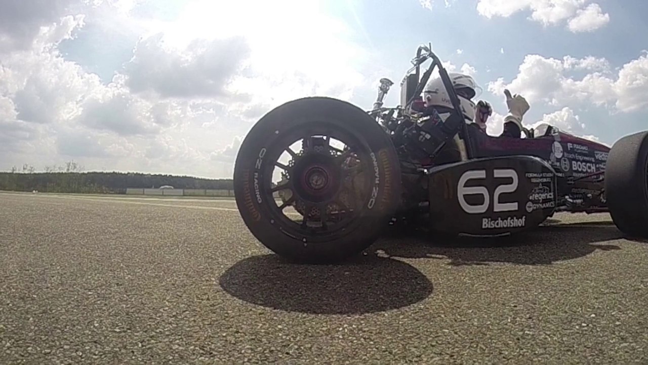 Rollout 2014 - Dynamics e.V. - RP14c - Formula Student Regensburg