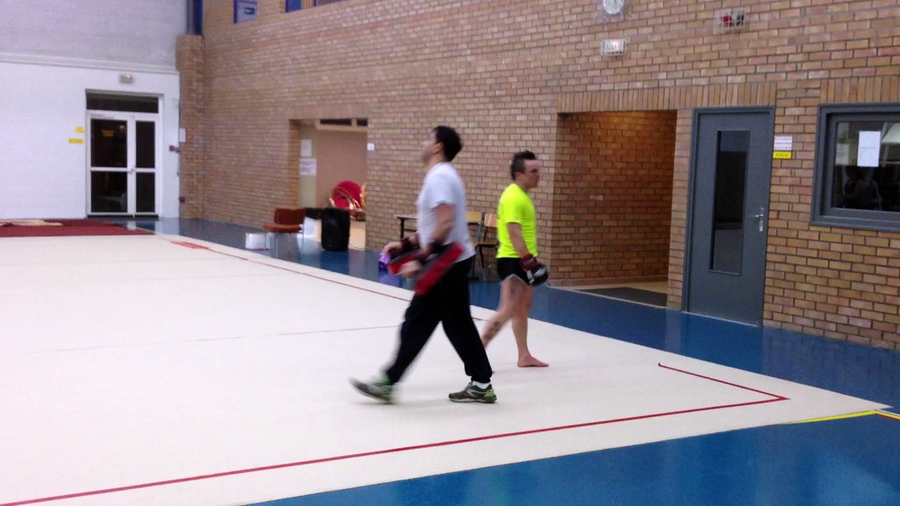 Caudry: Gaylord Montier, vice-champion du monde de boxe thaï, à l'entraînement