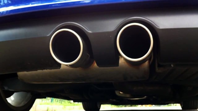 VW Golf MK5 R32 STAGE 2 With Milltek Resonated catback de cat GruppeM Intake