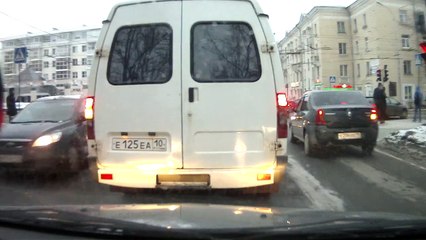 Догнал чайника на Калине - ДТП в Петрозаводске 18.02.2015