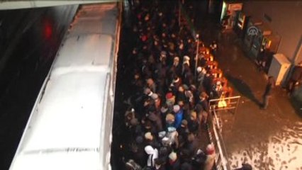 Metrobüs Seferleri Tipi Nedeniyle Yine Aksadı