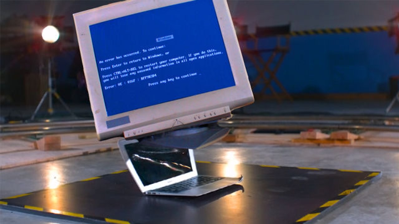 Battle Damage - Mac vs PC Ultimate Showdown