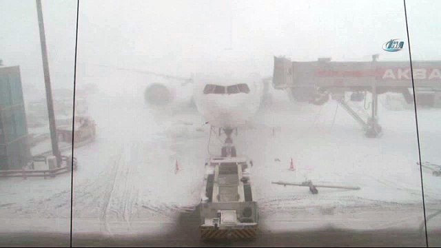 Kule ile pilot arasında ilginç diyalog