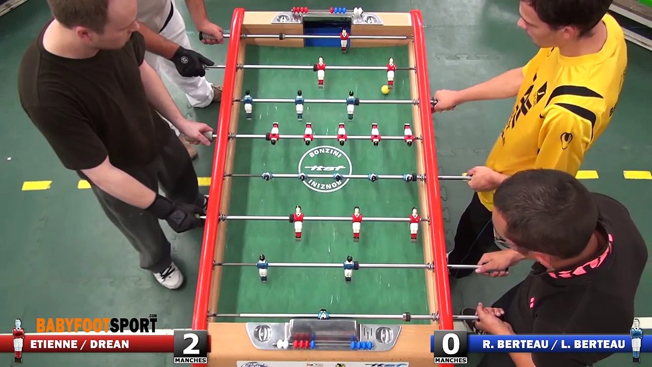 154# Superbe reprise de volée au baby-foot