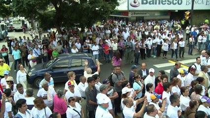 Leopoldo López cumple un año en prisión