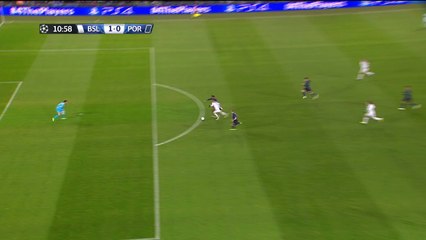 هدف بازل الاول في مرمي بورتو