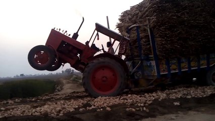 ANGRY DRIVER ABUSES UEPL ON ROAD MATER