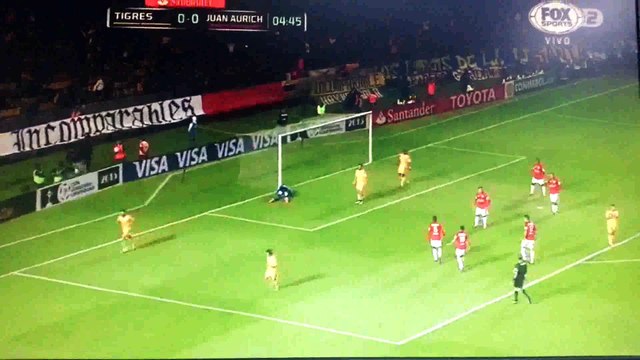 Juan Aurich: tapadón de Pedro Gallese impidió gol de Tigres (VIDEO)