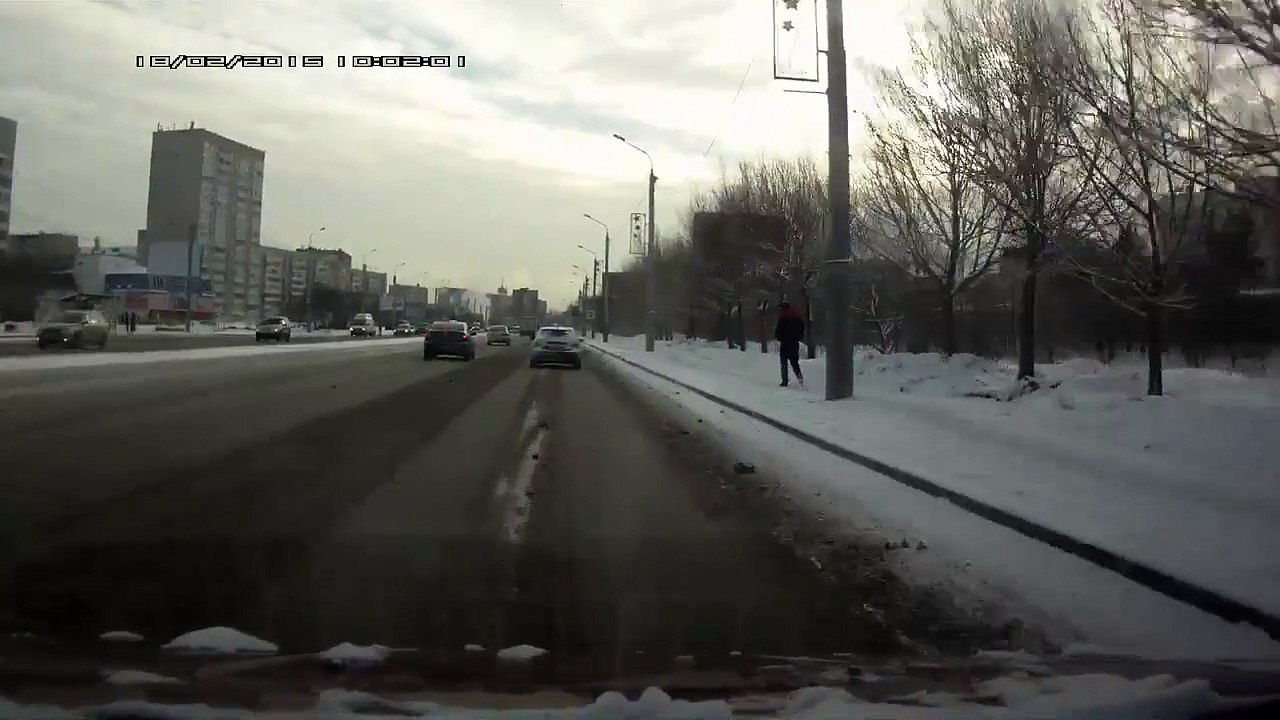 Вылетел с дороги - ДТП в Тюмени 18.02.2015