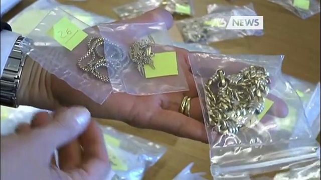 Video NASCONDE IN CASA DUE CHILI D'ORO, 24ENNE IN CARCERE