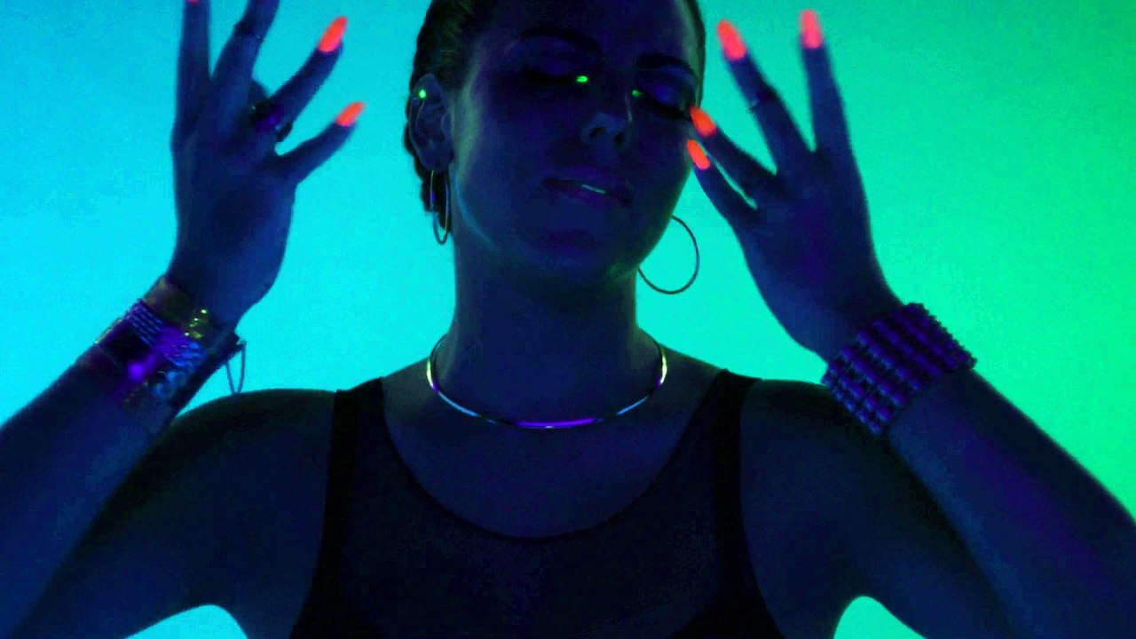 Exclu : Mahaut Mondino - Lie To Me