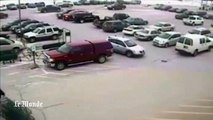 Dix accidents d'un coup en sortant d'un parking