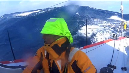 One Planet One Ocean Waves (Int' V)