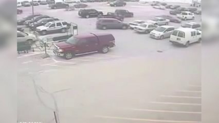 Un homme de 92 ans percute 9 voitures sur un parking