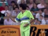 Watch How Batsman’s Legs Trembling While Facing Imran Khan’s Bowling, Rare Video