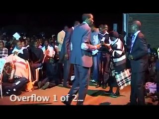 Uebert Angel - Prophesying to a stranger