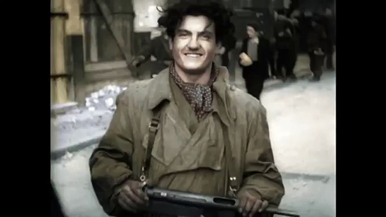Powstanie Warszawskie  pierwszy taki film na świecie   Film