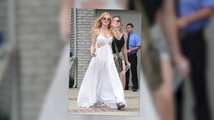 Bella Thorne besucht Joel Silver's Memorial Day Party