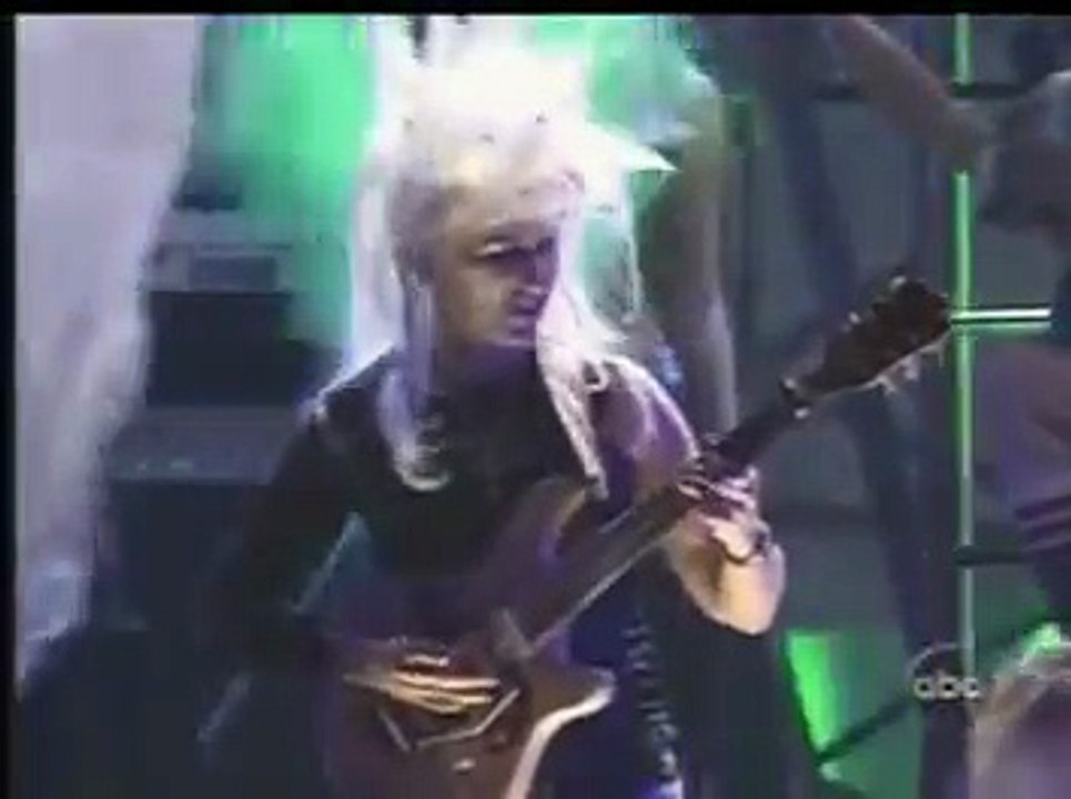 Stronger (Live at AMA Music Award 2001) - Britney Spears