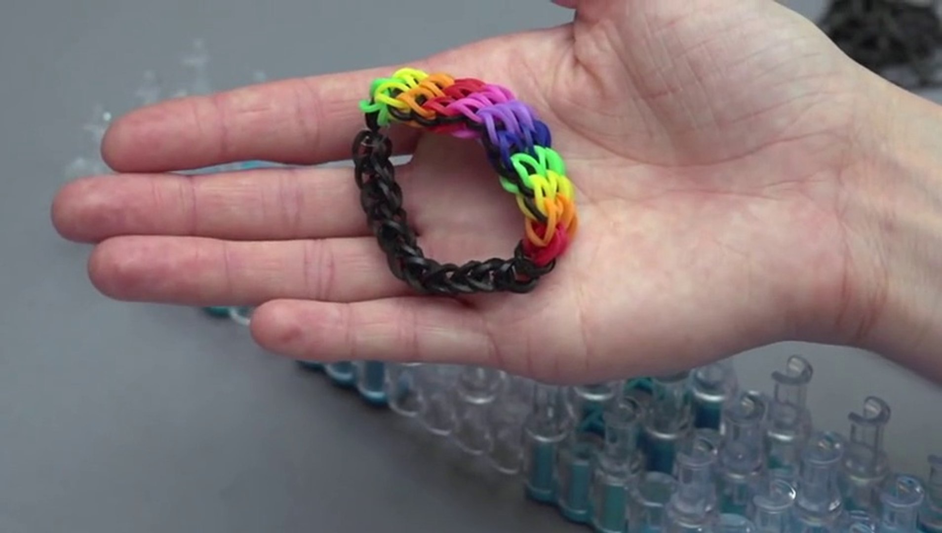 How to make a triple rainbow loom band bracelet - video Dailymotion