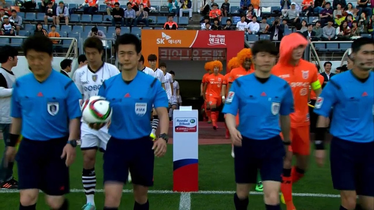 K-League: Oranje-Haarpracht in Südkorea