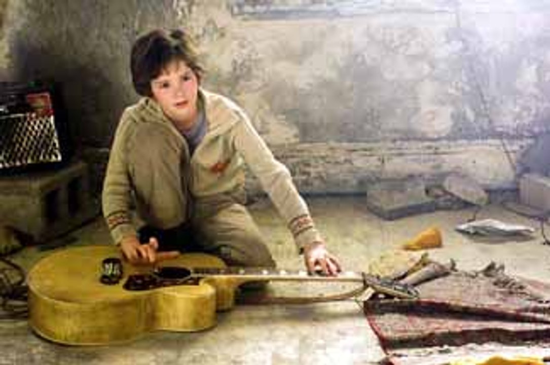 August Rush VF- Ext 3