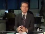 Pelea de periodistas en vivo en un noticiero italiano. 2010