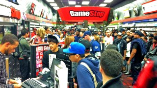 CALL OF DUTY: BLACK OPS 2 MIDNIGHT LAUNCH!