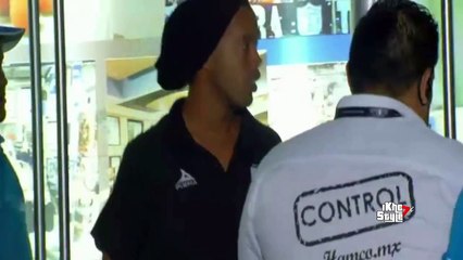 Ronaldinho’s Frustration Boils Over as He Leaves Stadium in Displeasure 😠