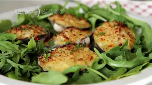 Laconia Bike Week | Adam Richman's Fandemonium | Travel Channel Asia