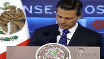 Peña pierde su discurso y hace el ridículo en vivo