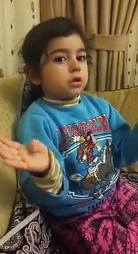 Bu küçük kız ne bir ayakkabı için ağlıyor, ne de bir kıyafet için... BU ÇOCUK İNSANI AĞLATIR...Hem duygulandım, hem hayran kaldım...