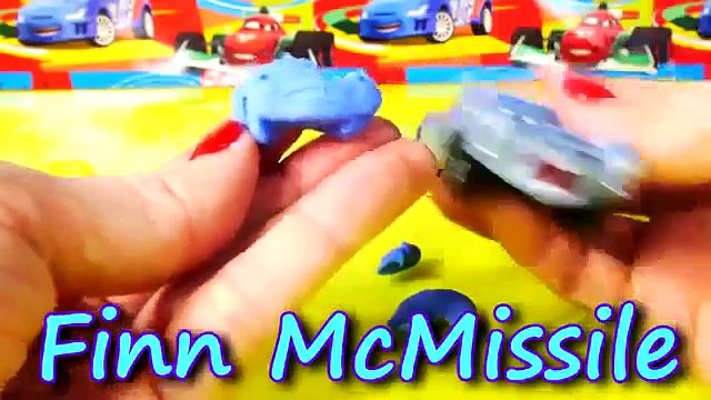 Play-Doh Cars 2 Mold and Go Speedway Playset Disney Pixar Epic Review Mold Build Car-Toys