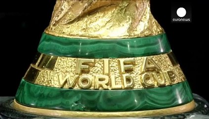 Diversi arresti tra i vertici della FIFA. La conferma di Blatter al voto venerdì