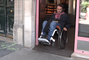 Accessibilité : les galères quotidiennes des handicapés moteurs