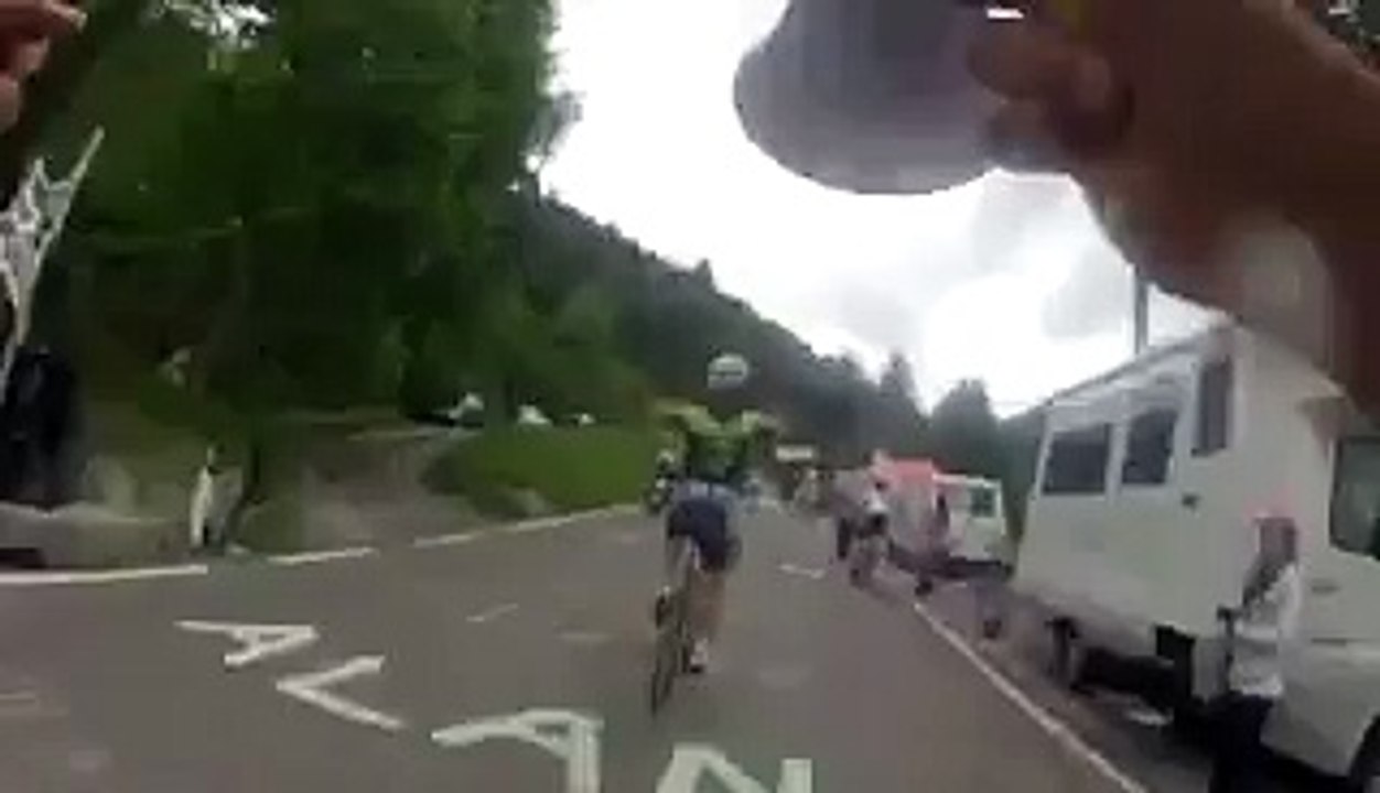 Les potes d'Alan Marangoni montent une fausse ligne d'arrivée