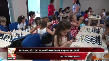 Satranç Eğitimi Alan Öğrencilere Başarı Belgesi