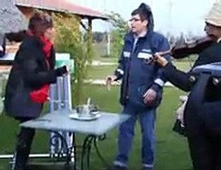 Rambo Amadeus & Lale "Centrala" (Znanje imanje)