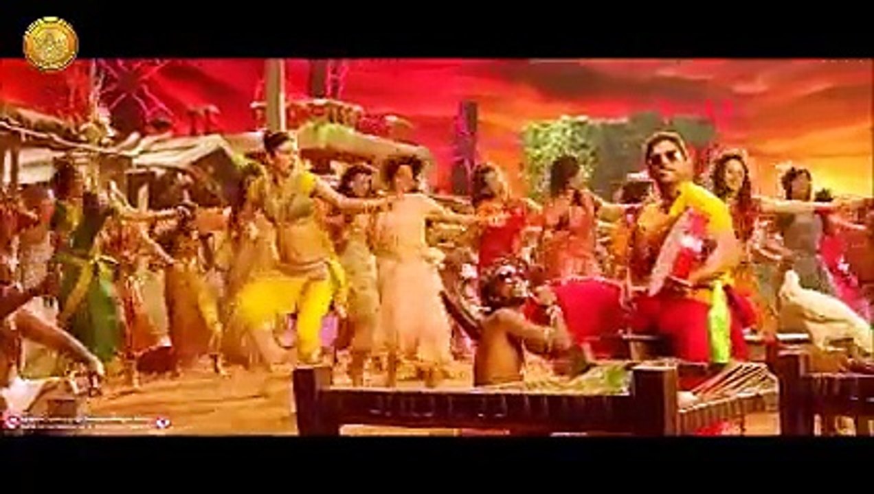 Tomai ami Bangla song with nice girl dance with Bangladeshi Gaan