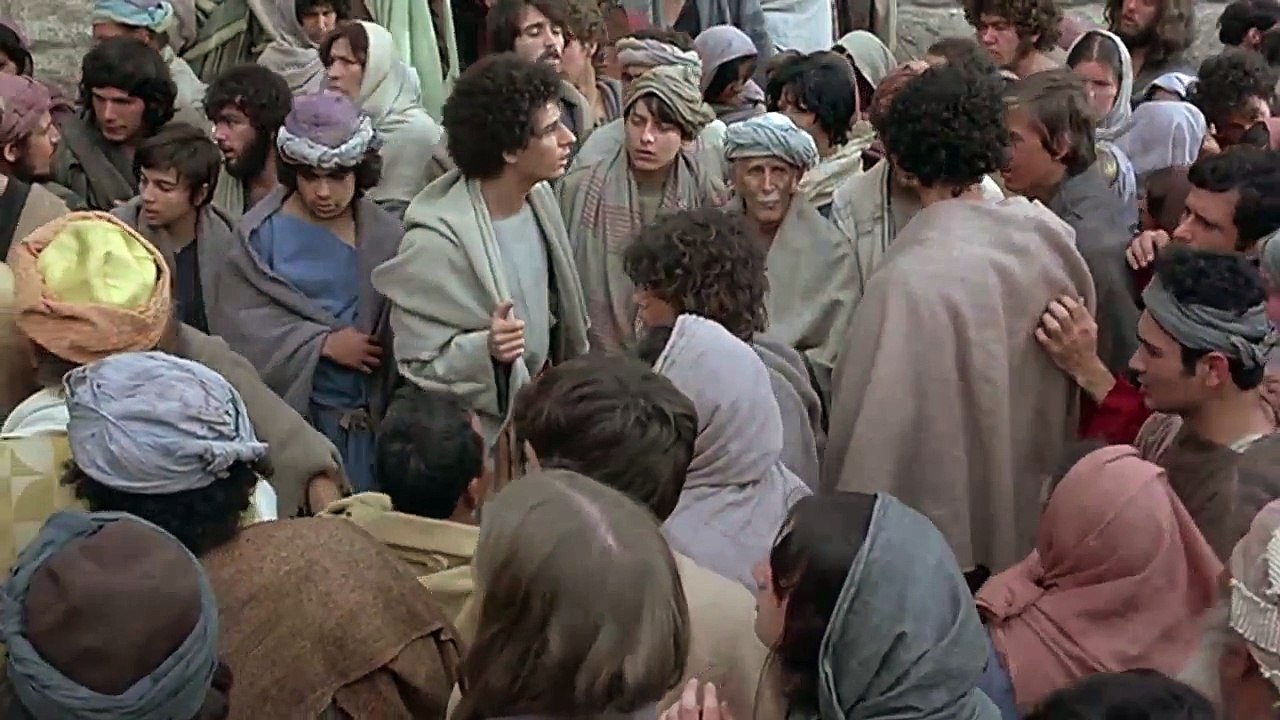 JESUS (Spanish, Latin American) Jesus brings Jairus' Dead Daughter Back to Life